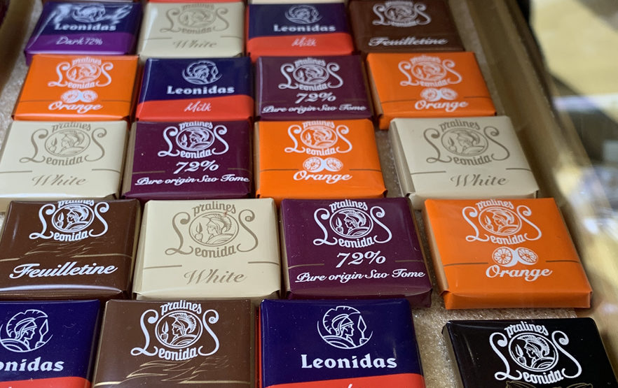 シンプルな板チョコ