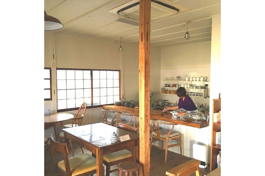 キッチンが見える店内