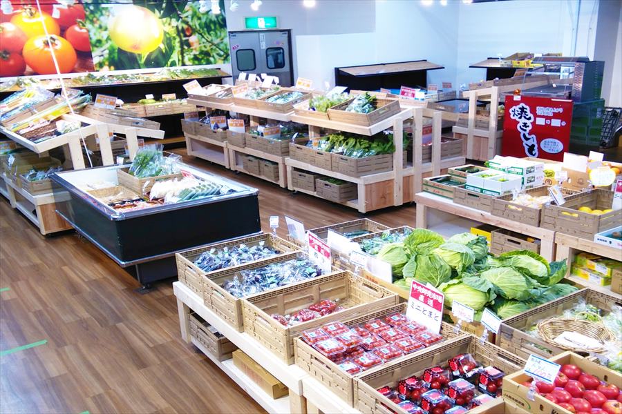 一品一会小林店の1階にある直売所