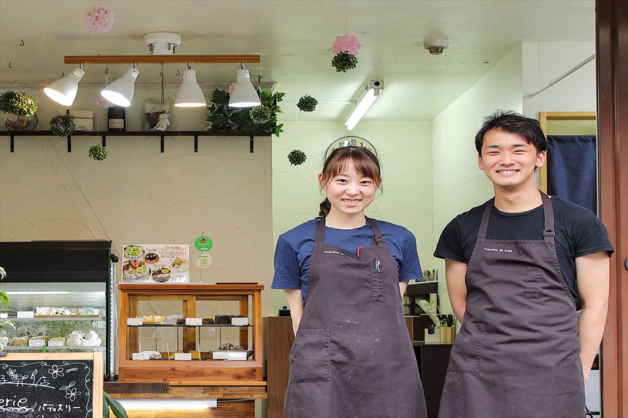 トゥシェドボワのオーナーの狩野さんと奥さん