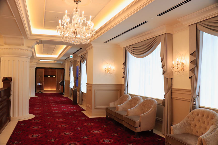 宝塚ホテル2階フロア