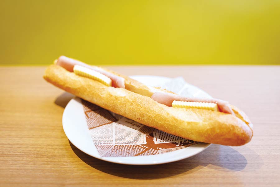 皿に盛られたカスクート