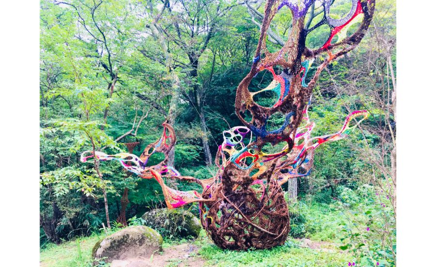 子育てをしながらアート活動を続ける林和音の作品