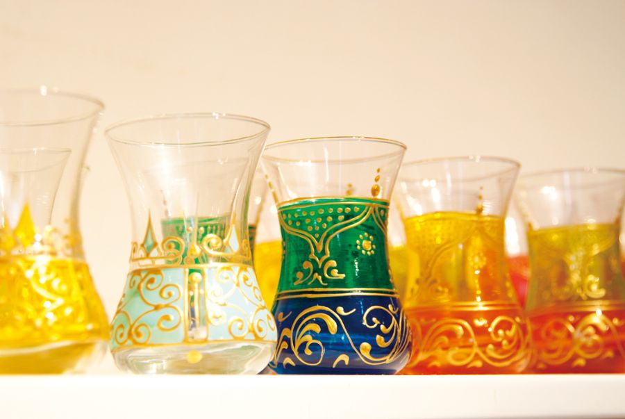 鮮やかなグラス