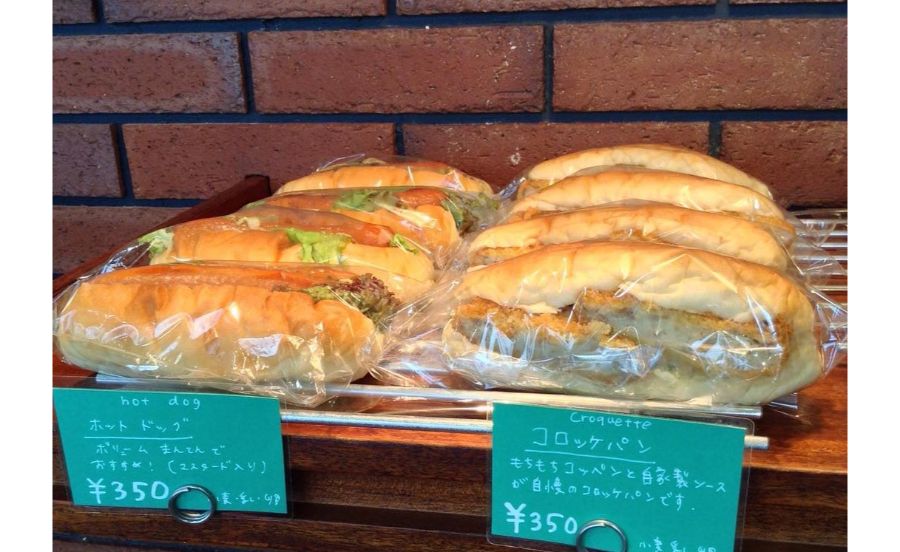 オレノパンオクムラのホットドッグとコロッケパン