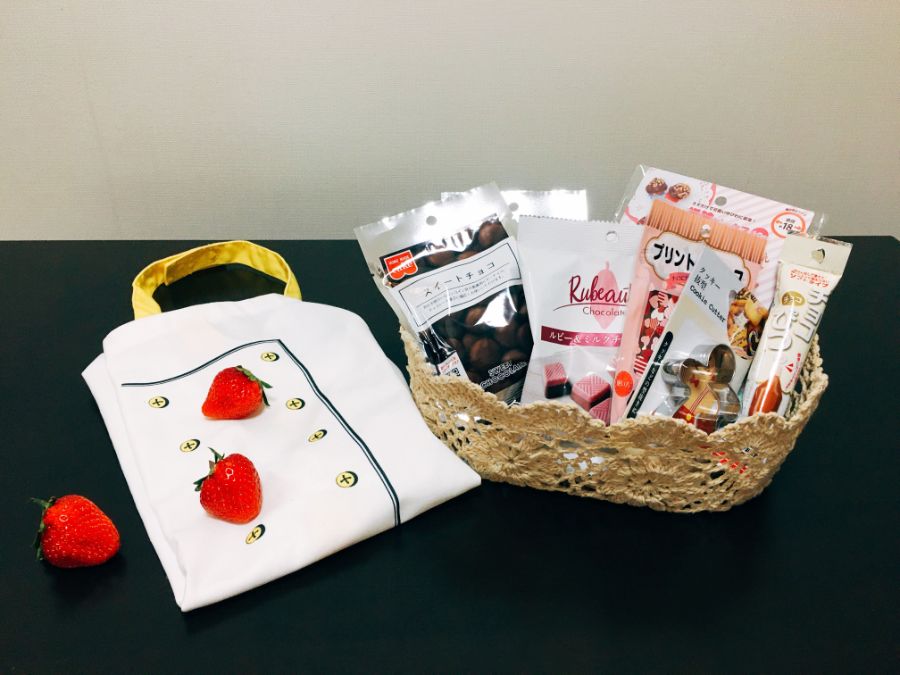 エプロンと材料