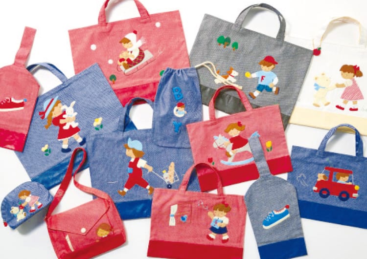 familiar (ファミリア)神戸本店で、デニムバッグのアーカイブ展を開催中