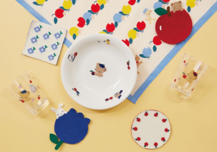ファミちゃんがあしらわれた食器