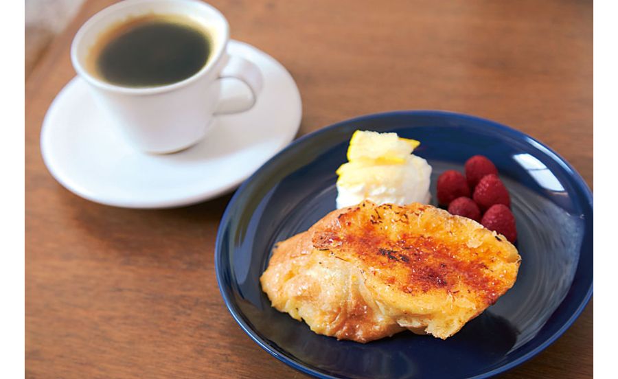 ink BOOKS & COFFEEの「ブリュレ風フレンチトースト（バゲット）」