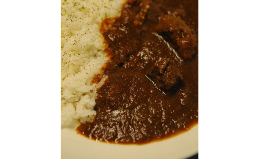 PLUS FRESHの「和牛テールビーフカレー」