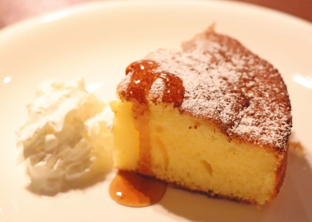 カットしたパンケーキ