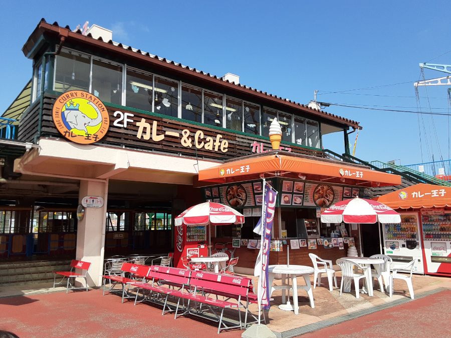 カレー＆Cafe カレー王子の外観