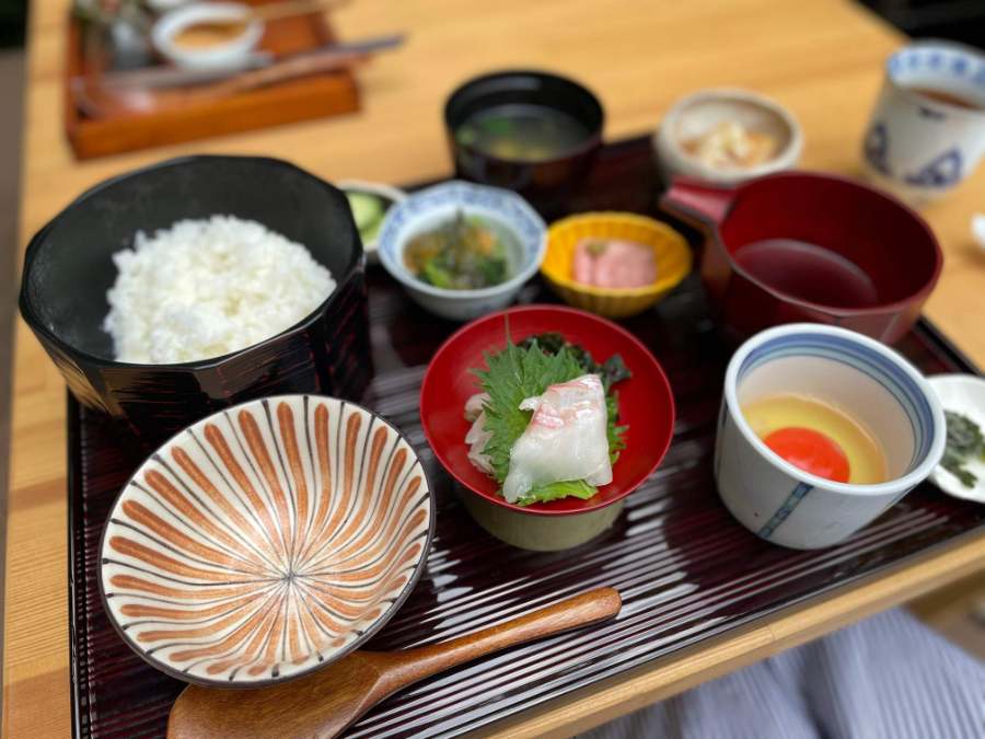 ゆずりはの鯛めし