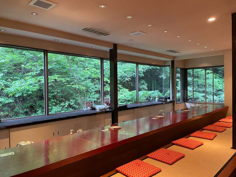 箕面の滝(箕面大滝)滝道沿い絶景カフェ4選！大人が寛げる眺めの良い店