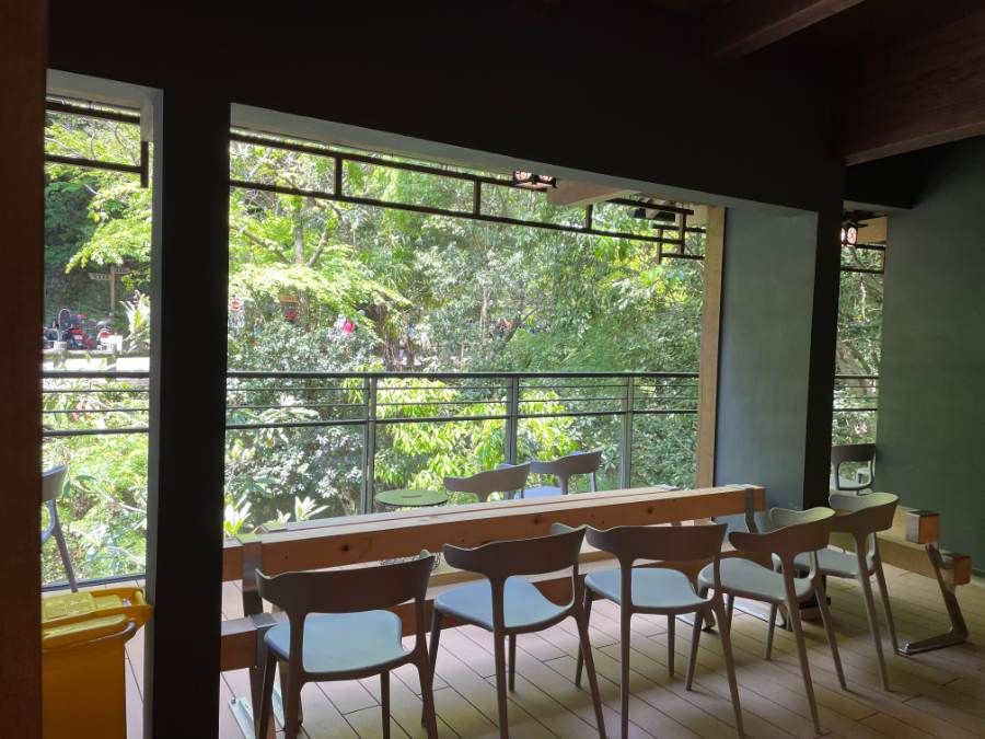 ゆずやのテラス席