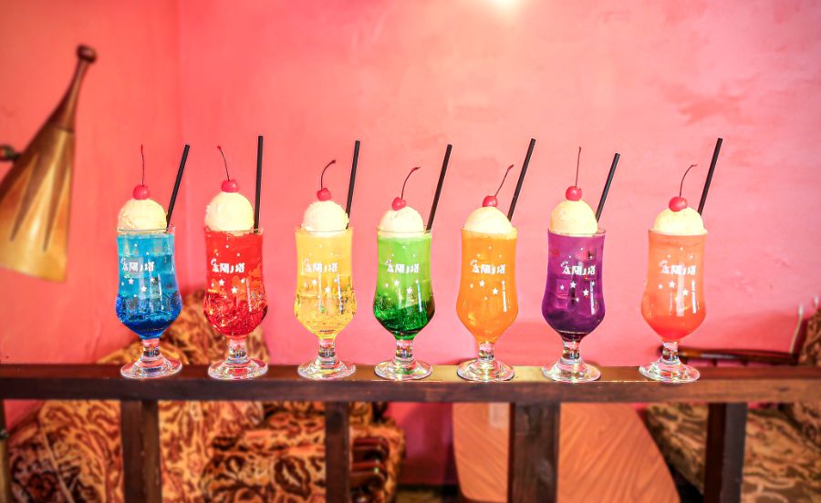 太陽ノ塔のクリームソーダ