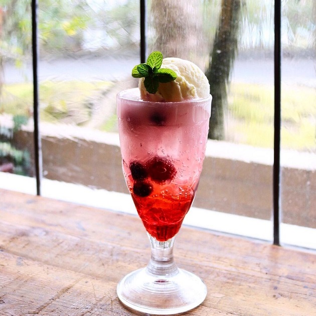 山猫軒のクリームソーダ