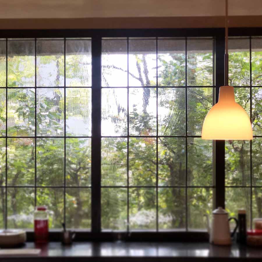 カフェ山猫軒の内観