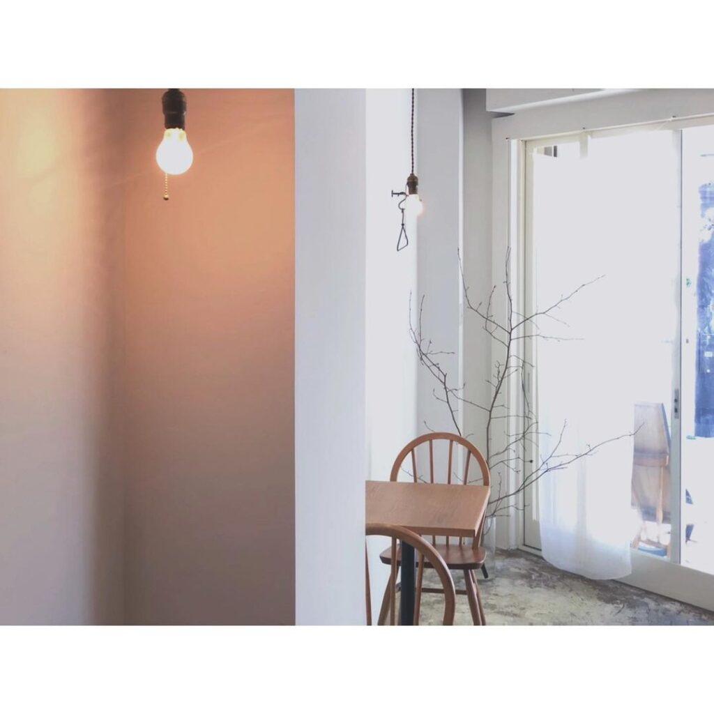 スタンスドットの内観2