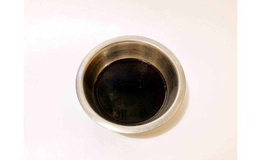 ボウルに入れたコーヒーゼリーの素