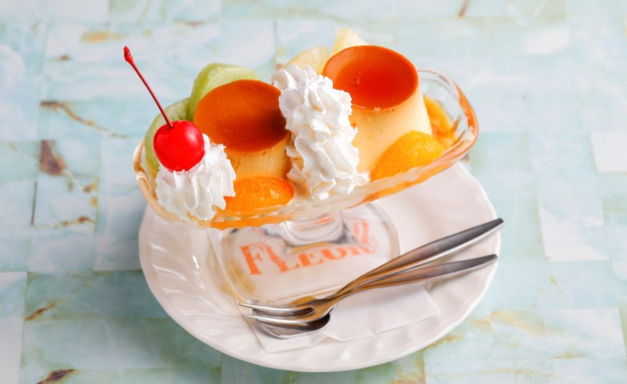 純喫茶フルールのダブルプリン