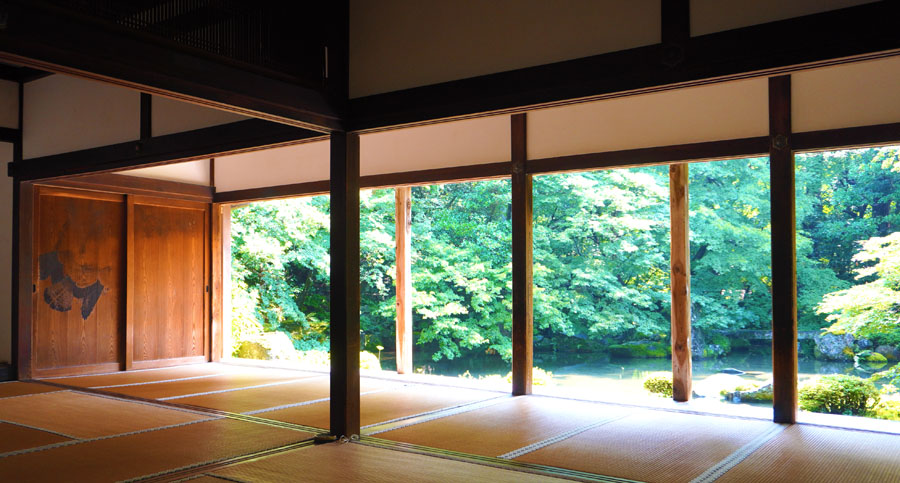 蓮華寺の額縁庭園