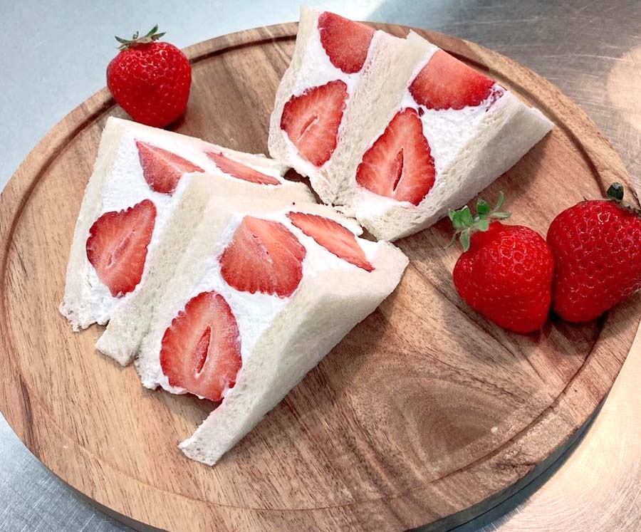 クリケットのいちごサンド