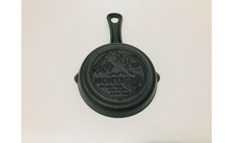 SKIT ラウンドスキレット 10の裏側に書かれたデザイン