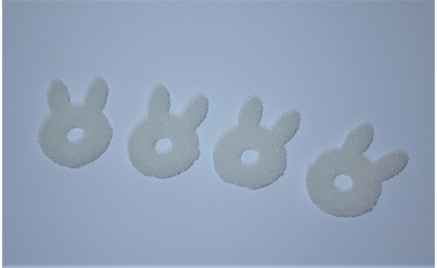 洗面台排水口用ゴミキャッチャー耳付きウサギ型24Pを切り離したもの