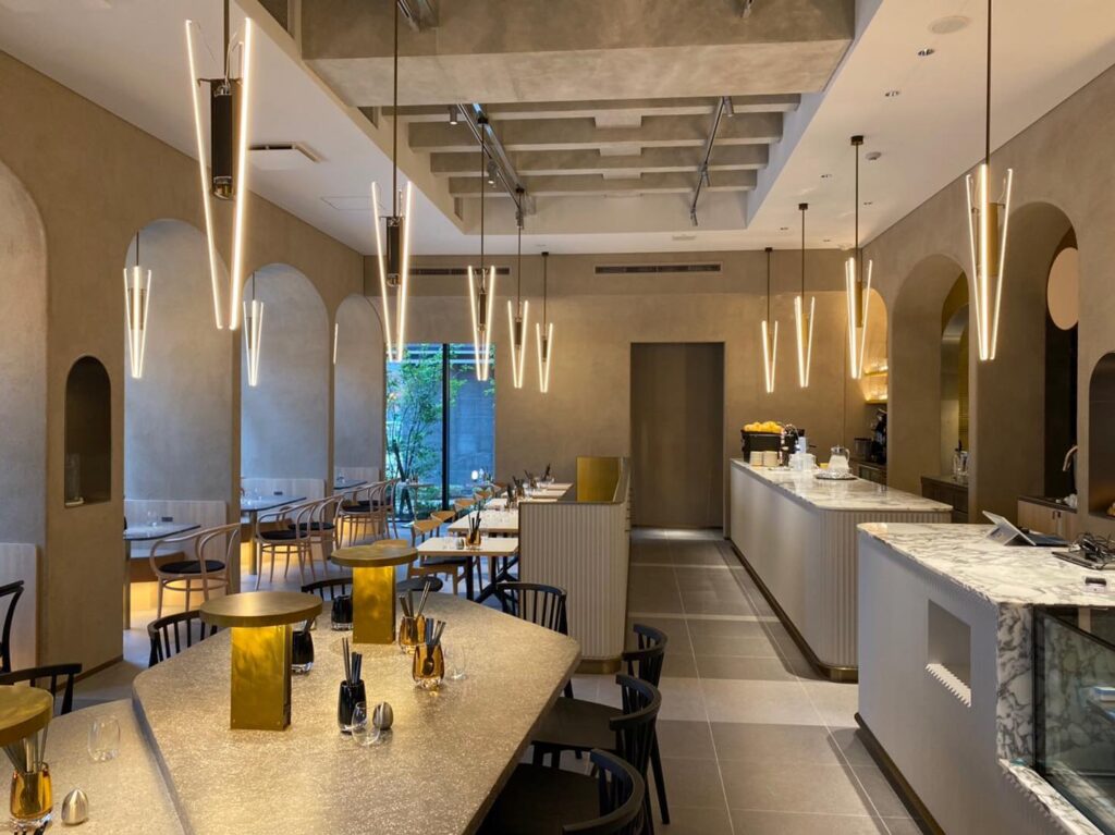 かみやまの内観