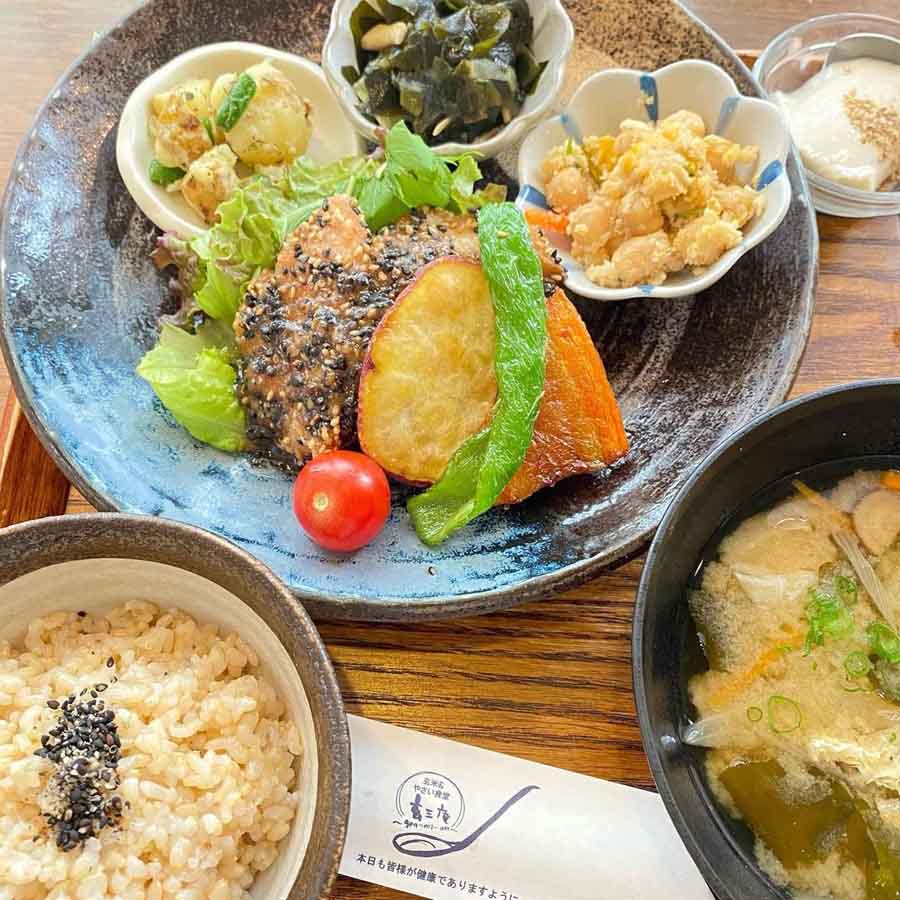 【梅田ランチ】梅田のひとりランチ。ゆっくりできるはココ！雰囲気もメニューも満足できる店5選