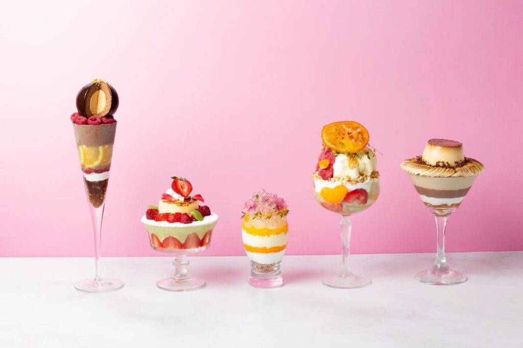 LARCO（ラルゴ）ルクアイーレ店のパフェいろいろ