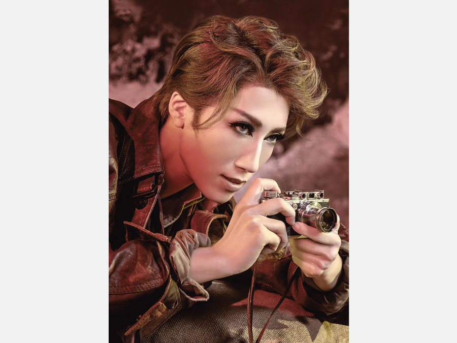 宝塚歌劇団 宙組公演 ミュージカル『NEVER SAY GOODBYE』－ ある愛の軌跡 －