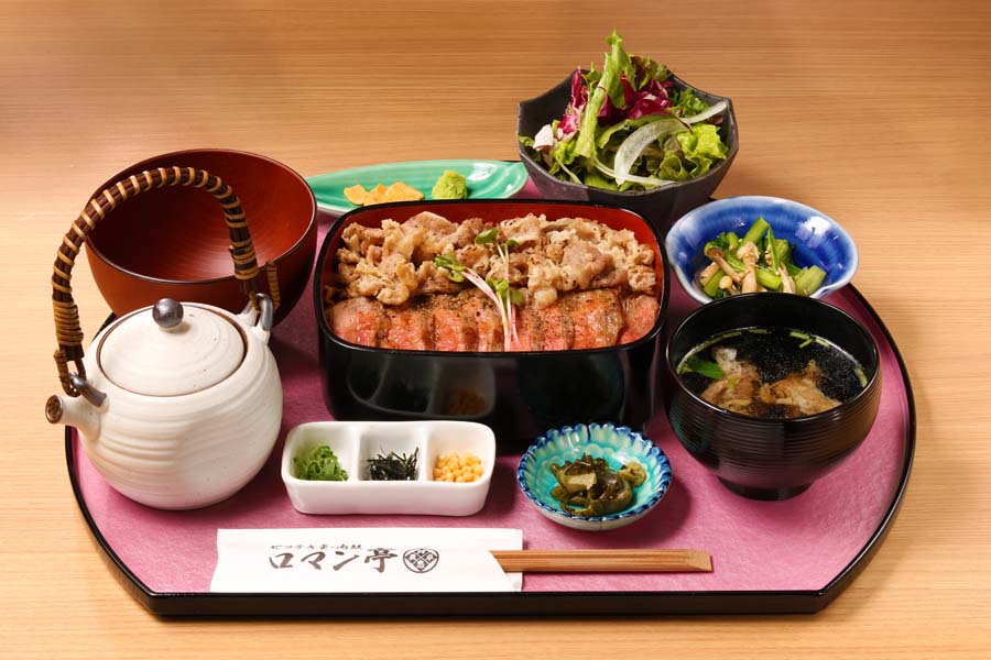 ロマン亭のランチ御膳