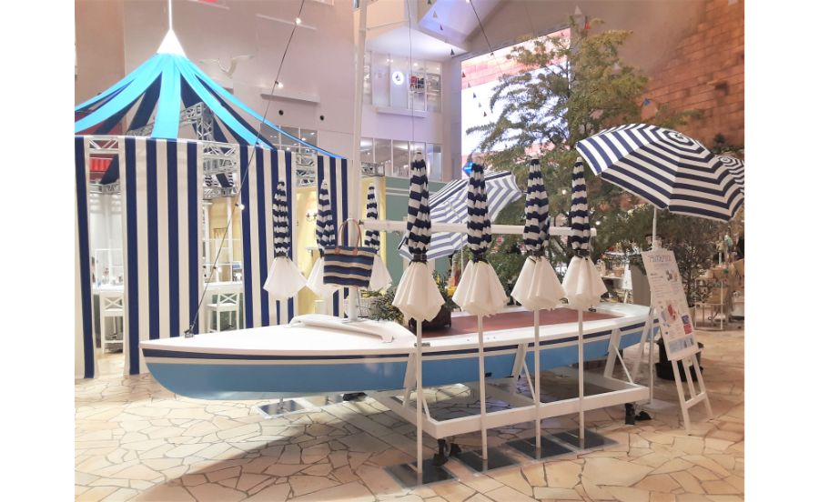 フランスフェア2022の装飾のヨット