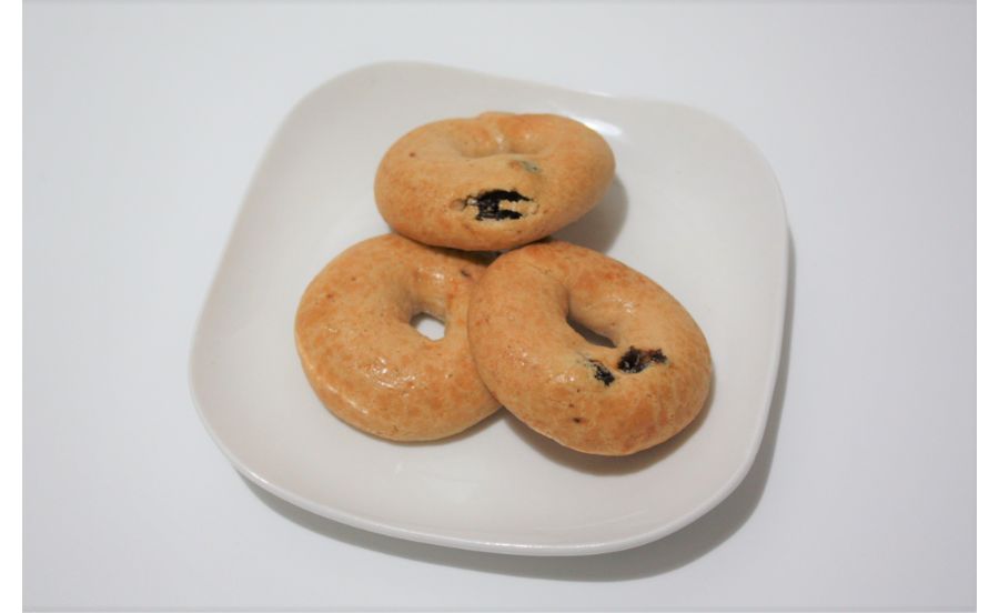 ビスキュイトゥリー・ダジュールのクロンヌ・オ・レザン