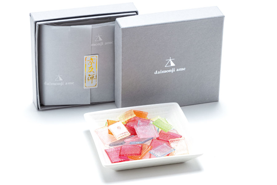 人気の「京友禅」がおしゃれな箱入りに。