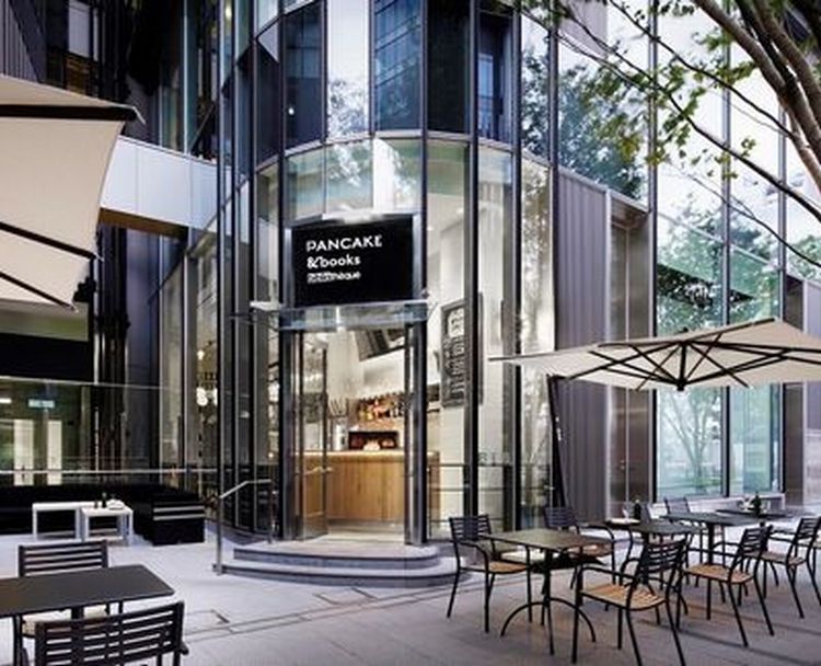 ビブリオテークのおしゃれなテラス席