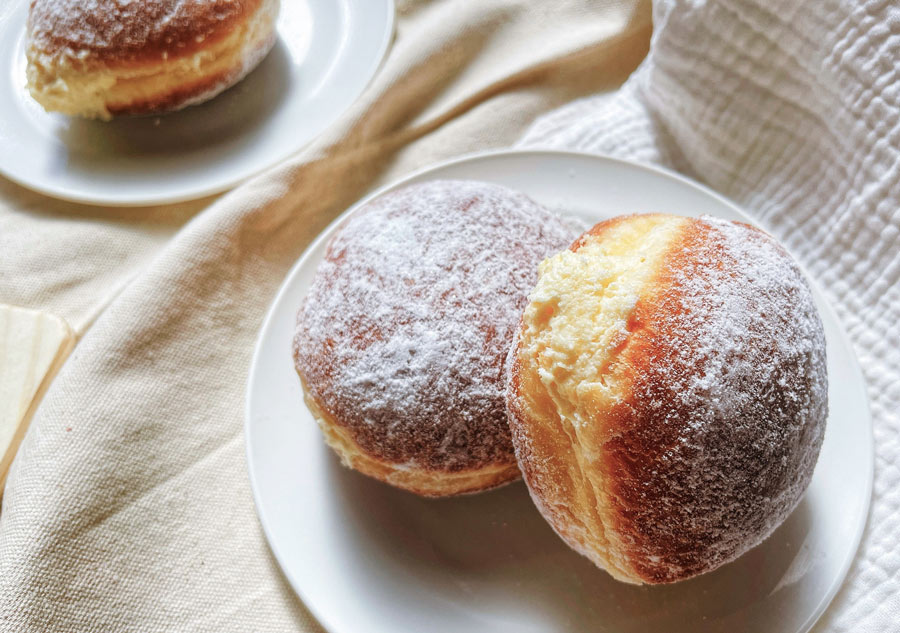 話題のスイーツ「ボンボローニ」にヒントを得たフレッズカフェベーカリーの「生ドーナツ」、発売から3週間で3万5,000個を販売