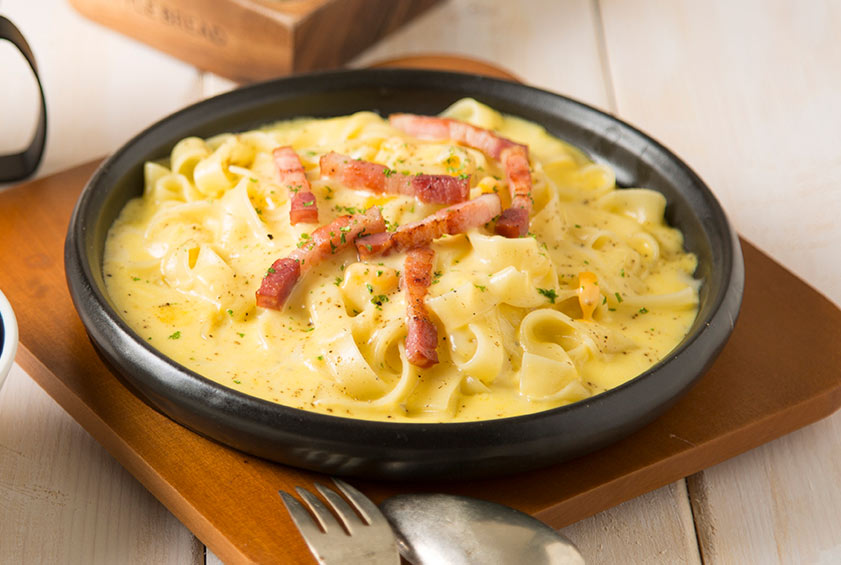ラクレのカルボナーラランチ