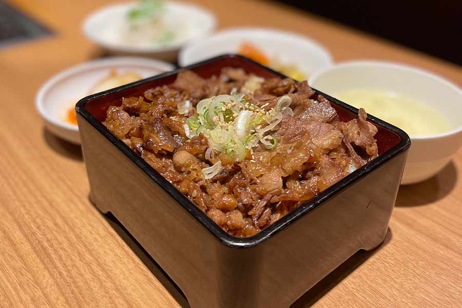 日替わりランチ焼き肉丼