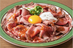 たっぷりのローストビーフに大満足！