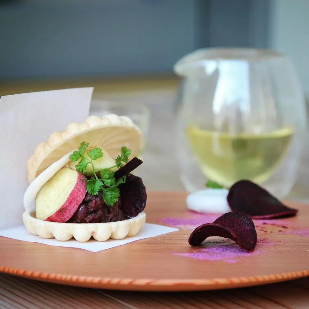 中津mikurの紫芋もなか