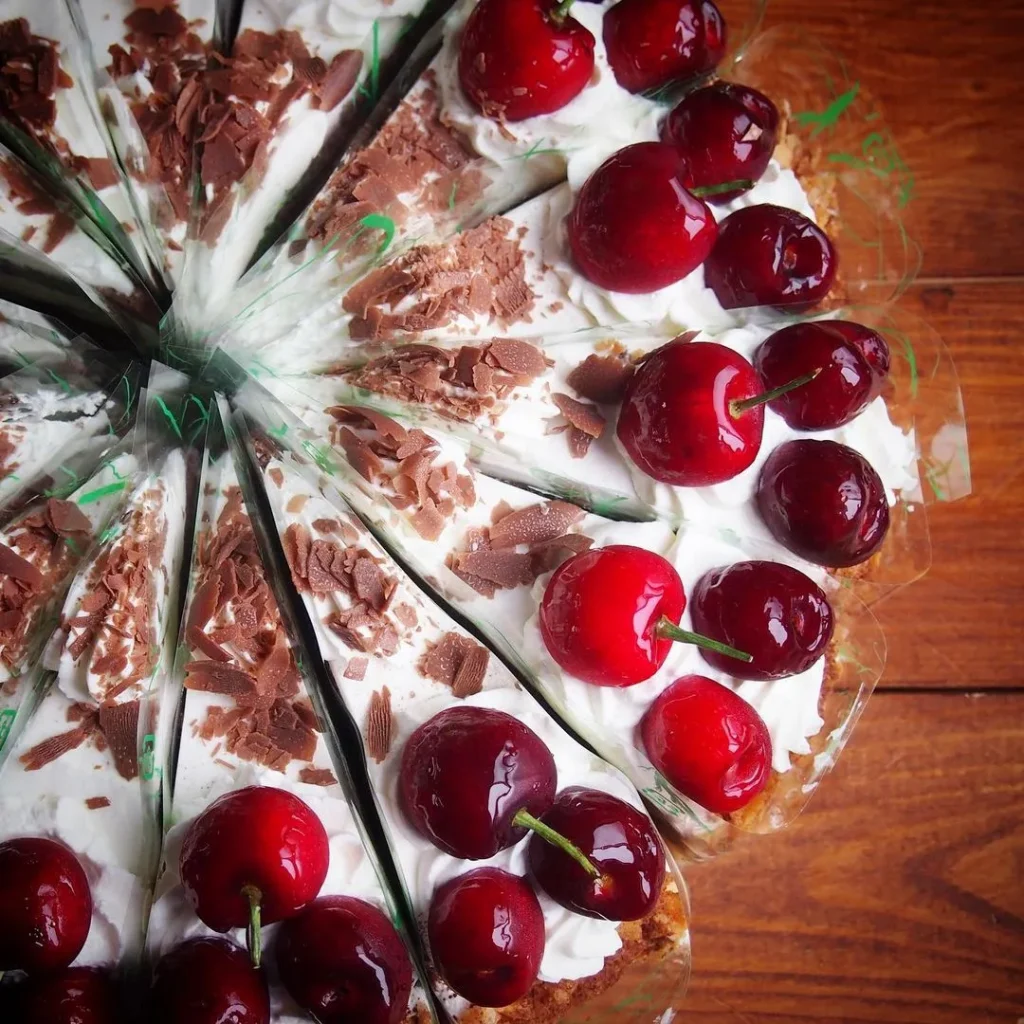 グランフロント大阪ミャムミャムのさくらんぼタルト