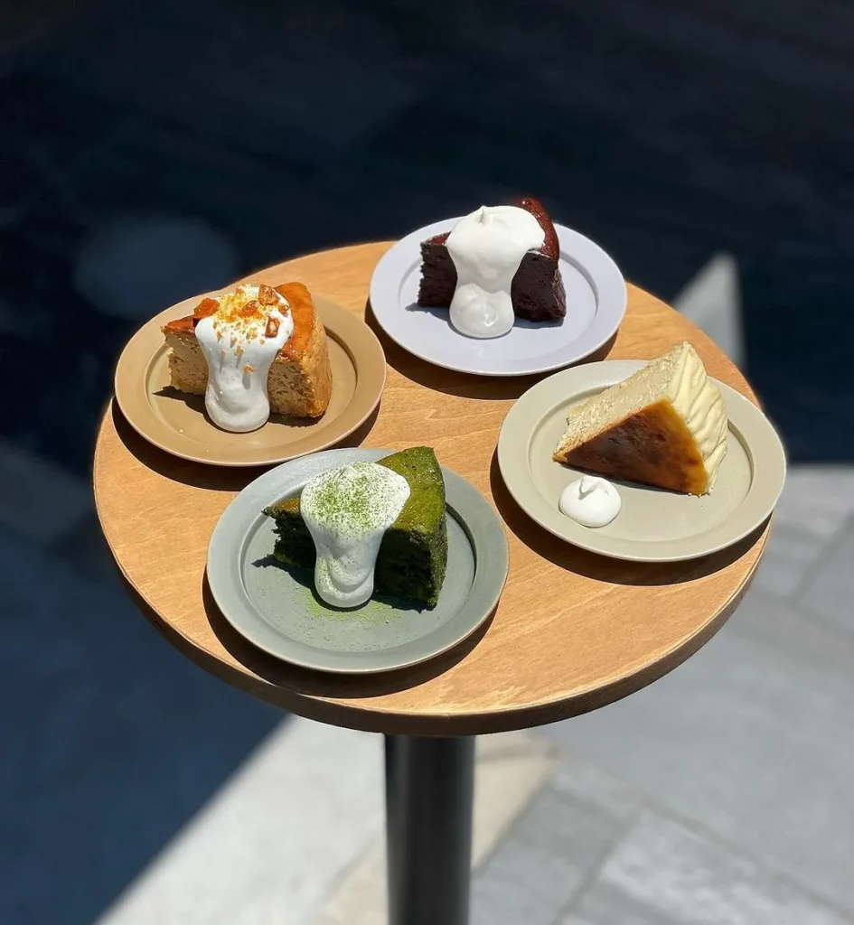 オサコーヒーのプチケーキ