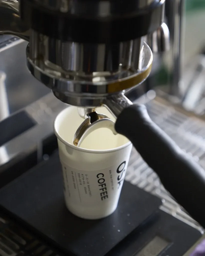 オサコーヒーのエスプレッソマシーン