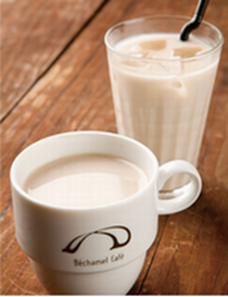 ベシャメルカフェのカフェオレ