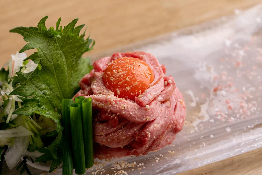 焼肉Mooタンユッケ