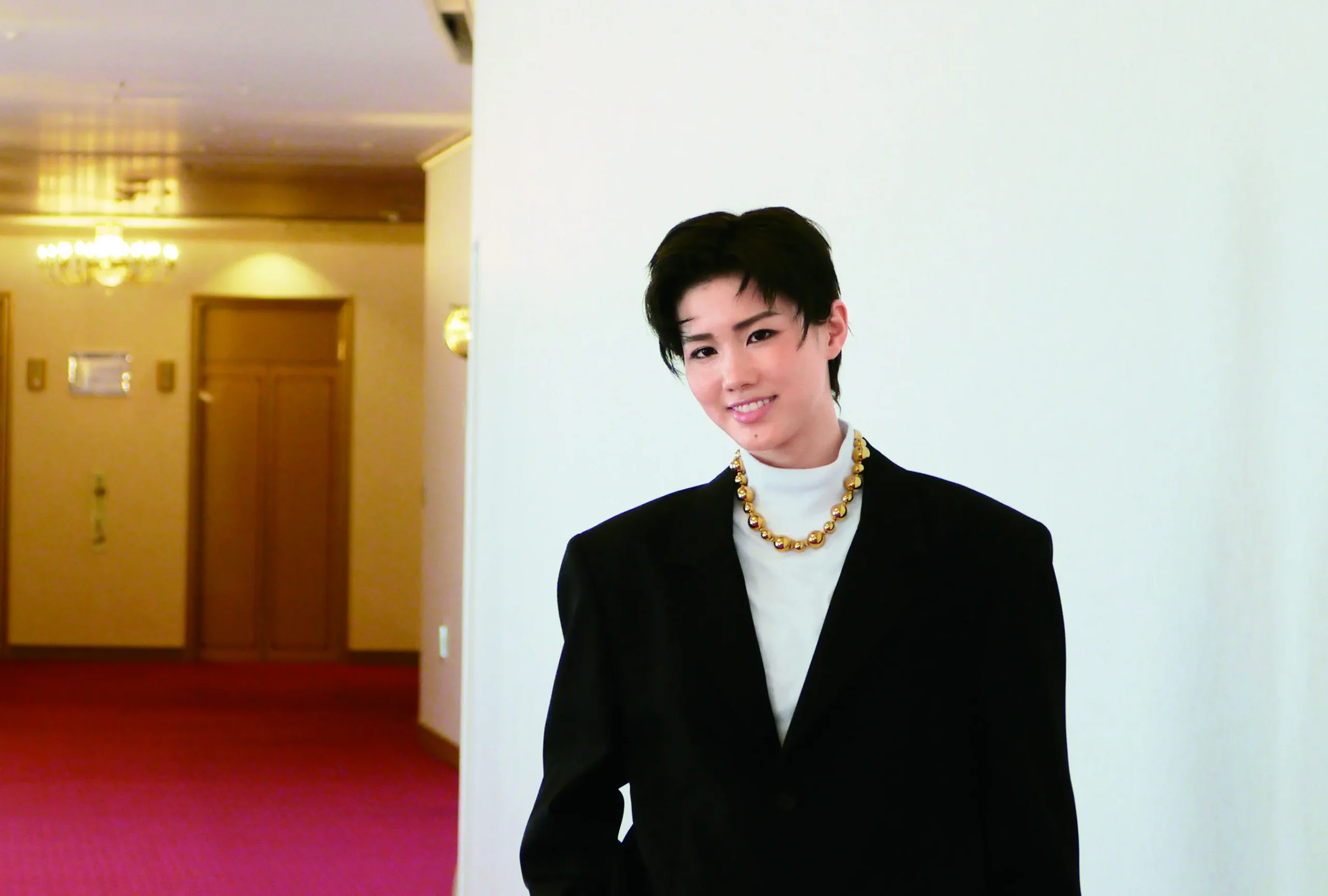 宝塚歌劇団・雪組トップスター、彩風咲奈（あやかぜさきな）さんインタビュー　雪組が一体となってお届けする、 中国を舞台にした壮大かつ重厚な物語を初舞台化！