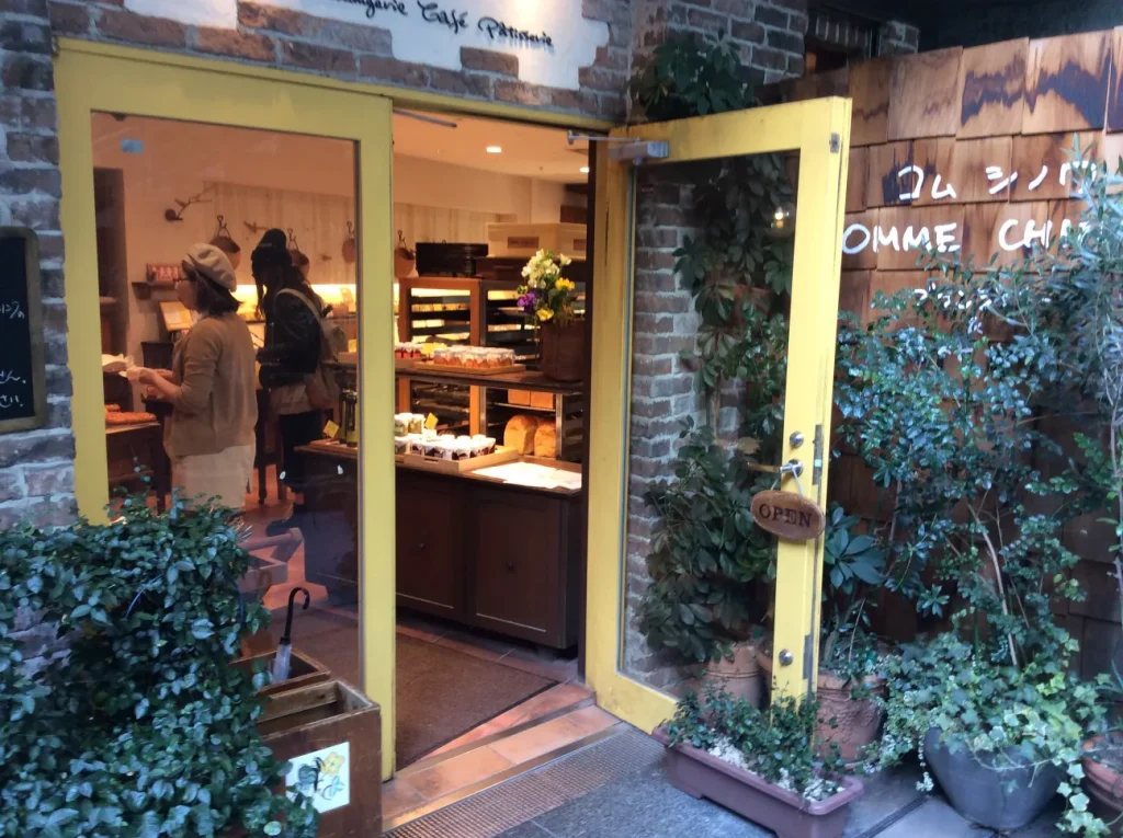 コム・シノワのドア